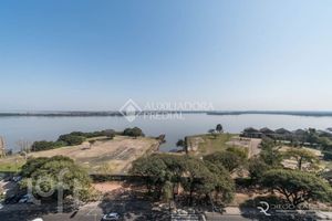 Image 18 - 870246