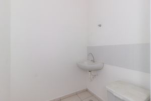 Image 7 - 870248
