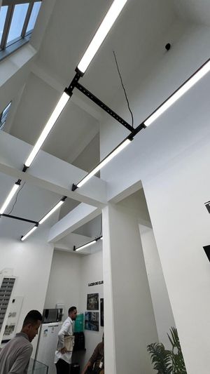 Image 5 - 870248