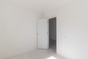 Image 20 - 870255