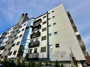 Image 5 - 870277