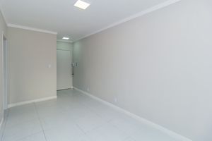 Image 3 - 870278