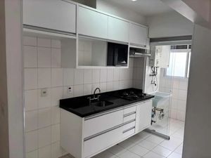 Image 7 - 870283