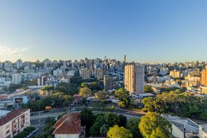 Image 11 - 870297