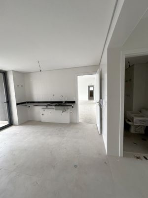 Image 16 - 870304