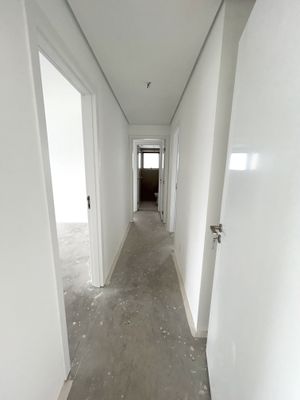 Image 17 - 870304