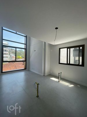 Image 6 - 870308