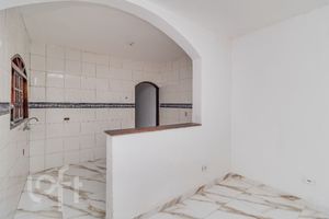 Image 21 - 870321