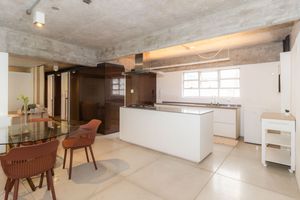 Image 1 - 870323