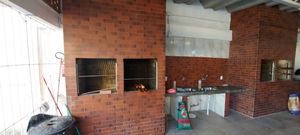 Image 39 - 870331