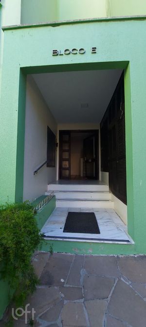 Image 6 - 870331