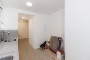 Image 26 - 870339