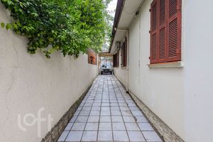 Image 25 - 870341
