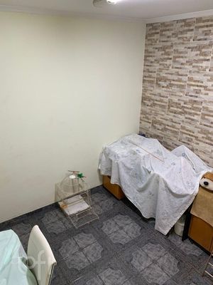 Image 20 - 870352