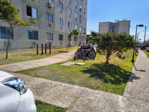 Image 1 - 870355