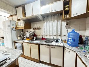 Image 5 - 870363