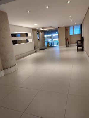 Image 17 - 870364