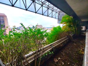 Image 5 - 870370