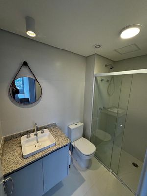 Image 9 - 870378