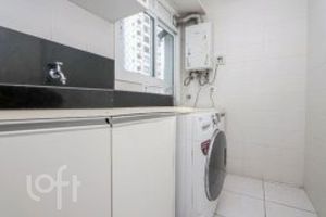 Image 9 - 870389