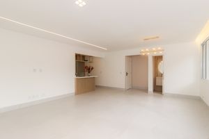 Image 3 - 870391