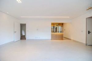 Image 32 - 870391
