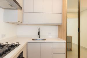 Image 40 - 870391