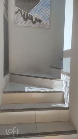 Image 31 - 870392
