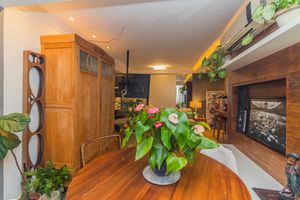 Image 6 - 870400