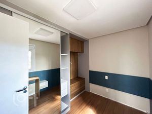 Image 9 - 870411