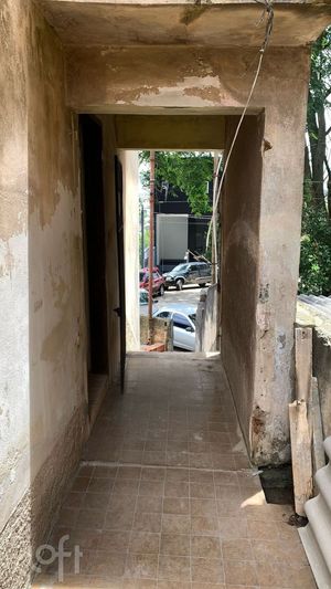 Image 10 - 870415