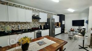 Image 9 - 870423