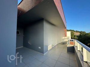 Image 35 - 870427