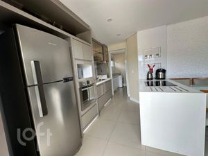 Image 9 - 870427