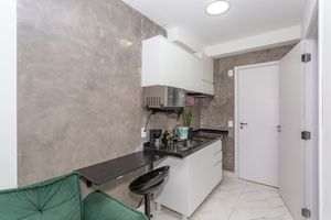 Image 11 - 870433