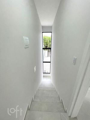 Image 9 - 870462