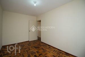 Image 6 - 870487