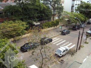 Image 11 - 870488