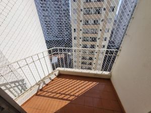 Image 14 - 870500