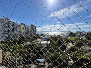 Image 16 - 870501