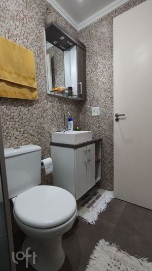 Image 19 - 870505