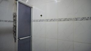 Image 14 - 870510