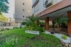 Image 32 - 870532