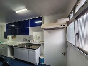 Image 8 - 870536