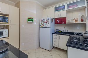 Image 19 - 870540