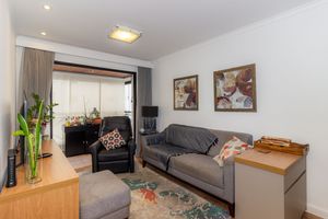 Image 1 - 870549