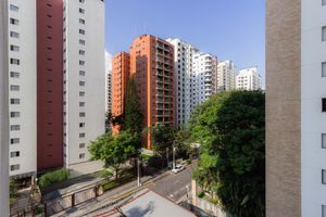 Image 5 - 870549