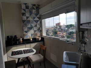 Image 7 - 870551