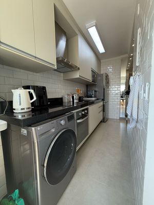Image 31 - 870551
