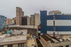 Image 4 - 870552